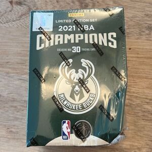 New Panini 2021 NBA champions limited edition set (dented box) 30 trading cards